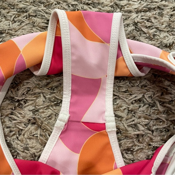 Lovers + Friends Sweet Life Top in Fuchsia Geo XXS - Picture 14 of 14